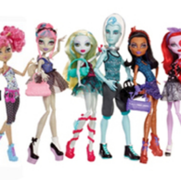 MAJOR IOS FOR MONSTER HIGH DOLLS **DO NOT BUY - Picture 13 of 16